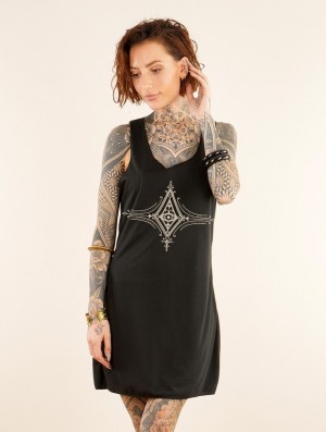 Toonzshop Freyliss Printed Sleeveless Short Dress Kleid Damen Schwarz Gold | 4175NKTZE