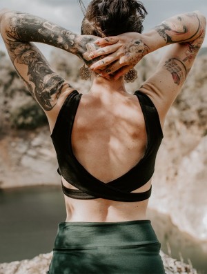 Toonzshop Isaï Crop Top Oberteile Damen Schwarz | 3412IPBYX