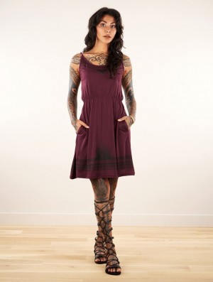 Toonzshop Lotus Oromë Printed Strappy Short Dress Kleid Damen Wine | 5064MRSPJ