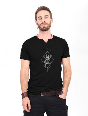 Toonzshop Scarab Spirit Slit V-neck T-shirt T-Shirt Herren Schwarz Silber | 6351CEXLR